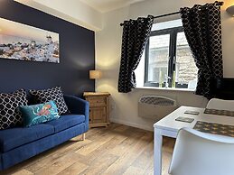 White Lanes by Pureserviced