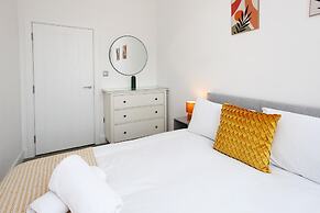 Sapphire House Apartments