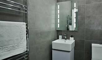 Sapphire House Apartments