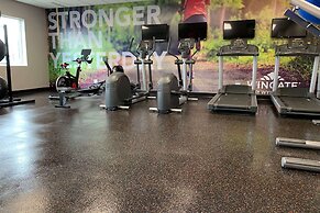 Wingate by Wyndham Kanata West Ottawa