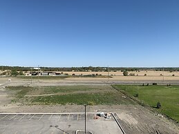 Wingate by Wyndham Kanata West Ottawa