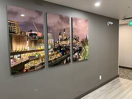 Wingate by Wyndham Kanata West Ottawa
