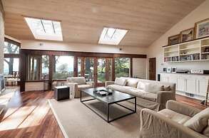 LX 57: Weathertop Rustic Ranch in Carmel With Luxury Amenities