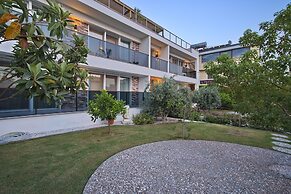 Elia Apartments Side