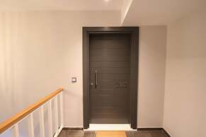 Elia Apartments Side