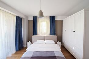 Elia Apartments Side