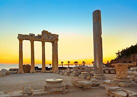 Elia Apartments Side