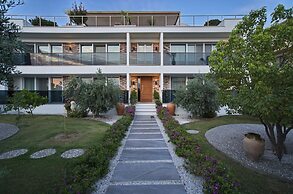 Elia Apartments Side