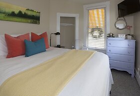 Rehoboth Guest House - Adults only