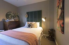 Rehoboth Guest House - Adults only