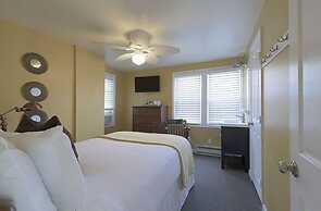 Rehoboth Guest House - Adults only