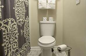 Rehoboth Guest House - Adults only