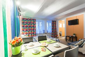 Sweet Home Apartments on Italyanskaya