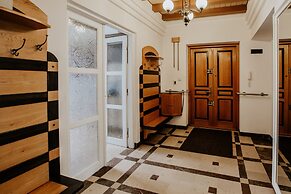 Green Wood Apartment Stara Ochota, 6th floor - no lift