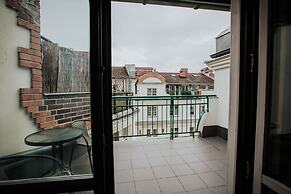 Green Wood Apartment Stara Ochota, 6th floor - no lift