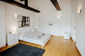 Green Wood Apartment Stara Ochota, 6th floor - no lift