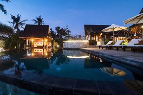 D'Byas Beach Club and Villa