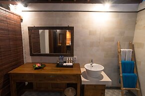 D'Byas Beach Club and Villa