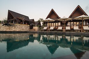 D'Byas Beach Club and Villa