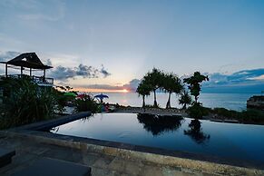 Dodol Lembongan Cliff Sunset