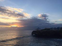 Dodol Lembongan Cliff Sunset