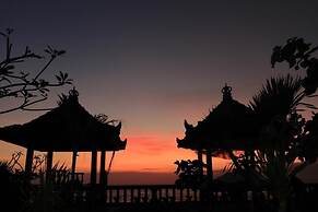 Dodol Lembongan Cliff Sunset