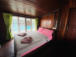 I-Lay House Koh Kood