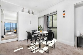 Auckland Viaduct Chic Waterfront Views