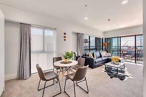 Auckland Viaduct Chic Waterfront Views
