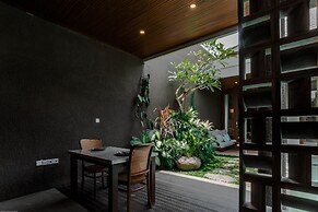 Adiwana Unagi Suites