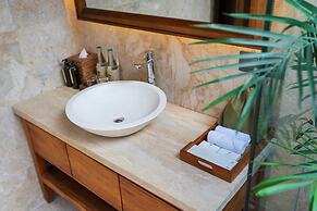 Adiwana Unagi Suites