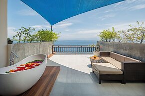 Adiwana Warnakali Resort