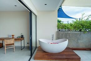 Adiwana Warnakali Resort