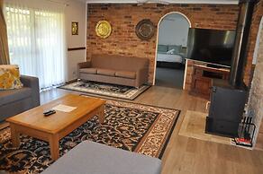 Woolshed Hill Estate