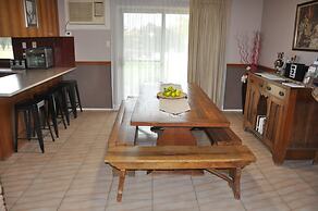 Woolshed Hill Estate