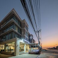 Sleep To Fly Hotel & Hostel