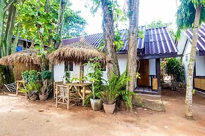 Harry's Sunset Klong Nin Beach