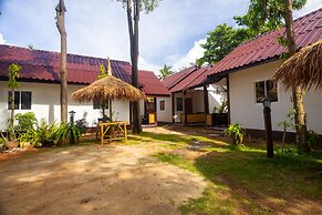 Harry's Sunset Klong Nin Beach