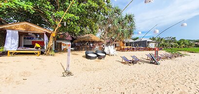 Harry's Sunset Klong Nin Beach