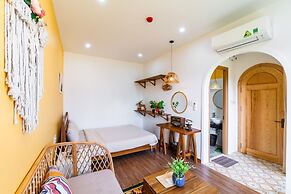 Nang House Homestay
