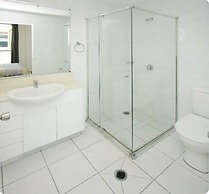 Deluxe Apartment with City Central View