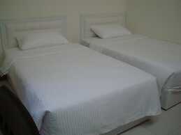 Hong Hu Ju Captain Sung's House