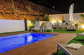 Dov Garden apartment with private pool