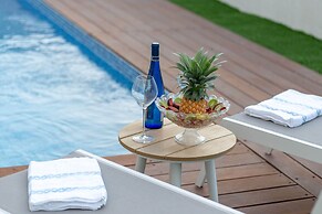 Dov Garden apartment with private pool