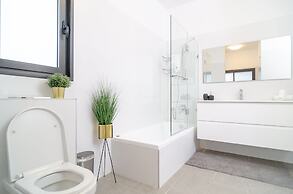 Dov Garden apartment with private pool
