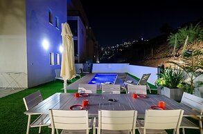 Dov Garden apartment with private pool