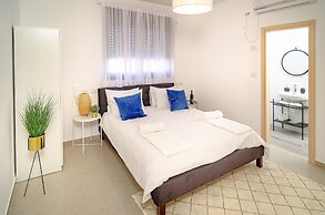 Dov Garden apartment with private pool