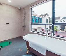 Floral Hotel Lynn's Resort Suzhou