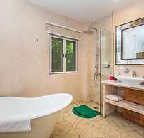 Floral Hotel Lynn's Resort Suzhou