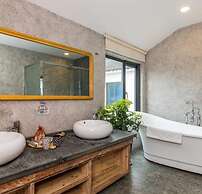 Floral Hotel Lynn's Resort Suzhou